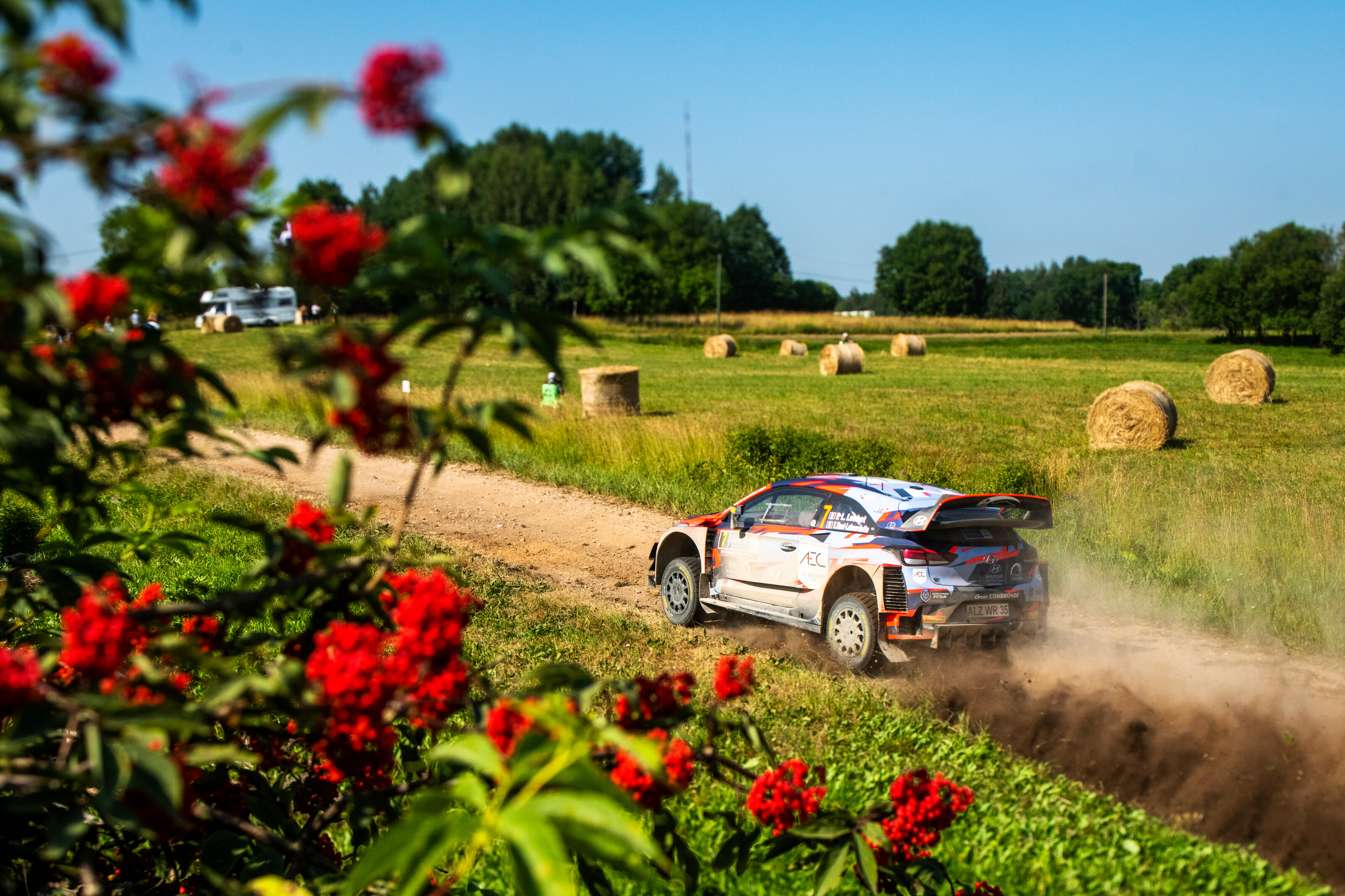WRC: 11º Rally Estonia [15-18 Julio] - Página 3 150721_LoubetSS1